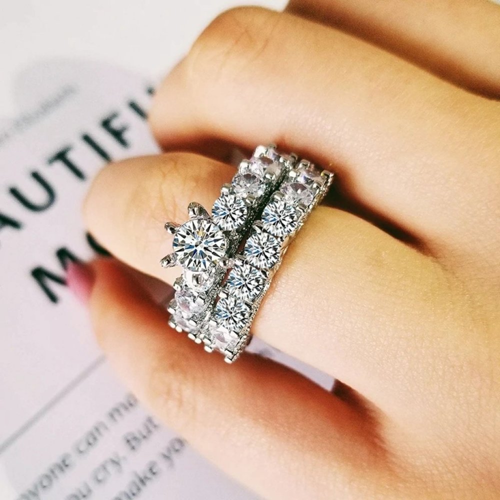 NEW Luxury 925 Sterling Silver Diamond Ring Set - Picture 6 of 8